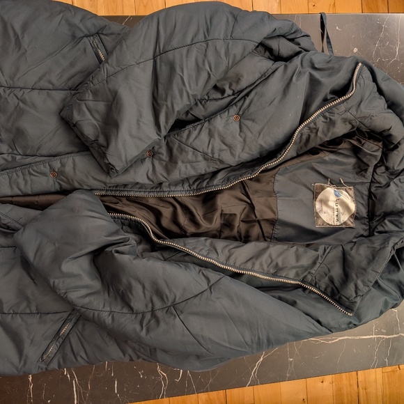 Chic and warm Quilted Winter Coat From Luhta size 16 - Picture 3 of 9